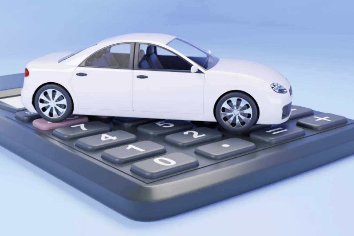 Tra i principali oneri per i proprietari di veicoli spiccano l’assicurazione, il bollo auto con l’eventuale superbollo, la revisione