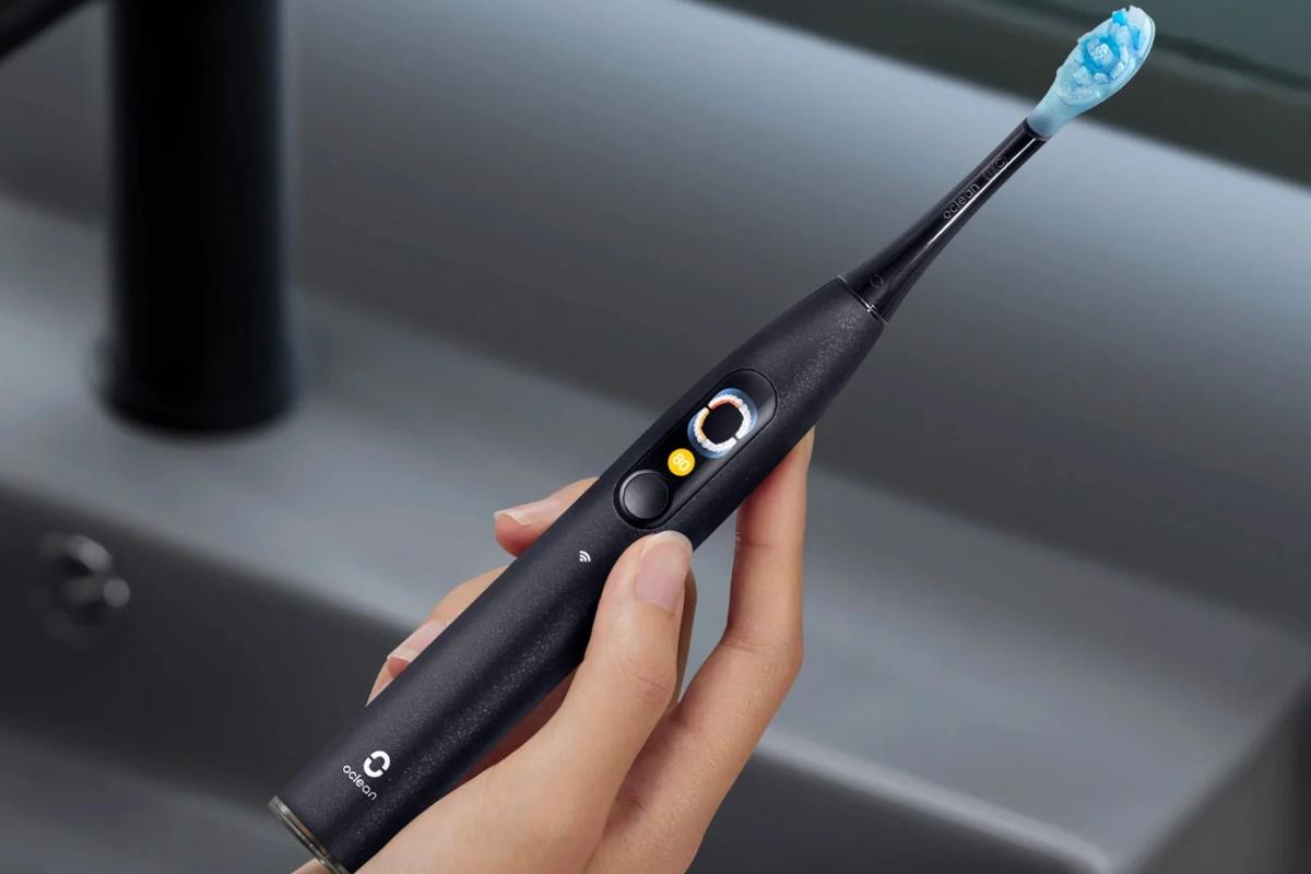 Lo spazzolino elettrico Oclean X Ultra S