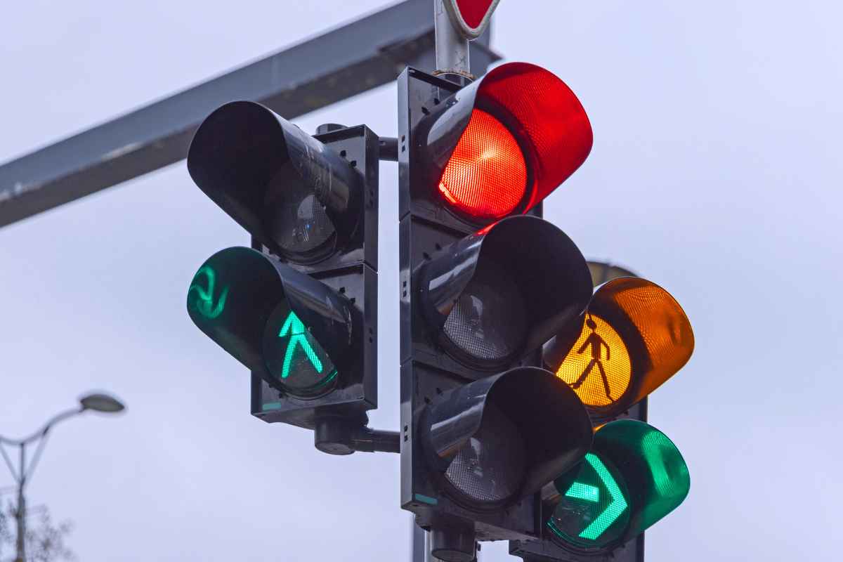 semaforo giallo