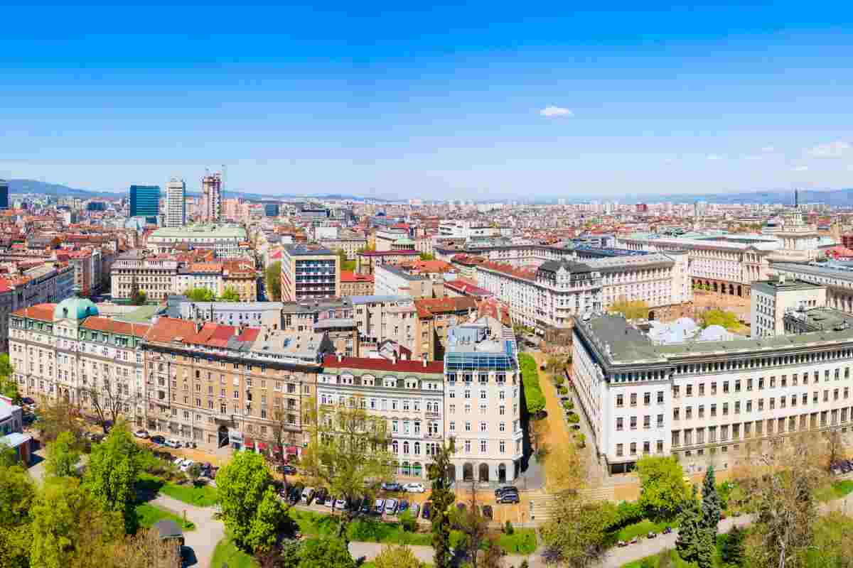 Capodanno low cost, 3 notti in questa capitale europea ti costeranno poco o nulla