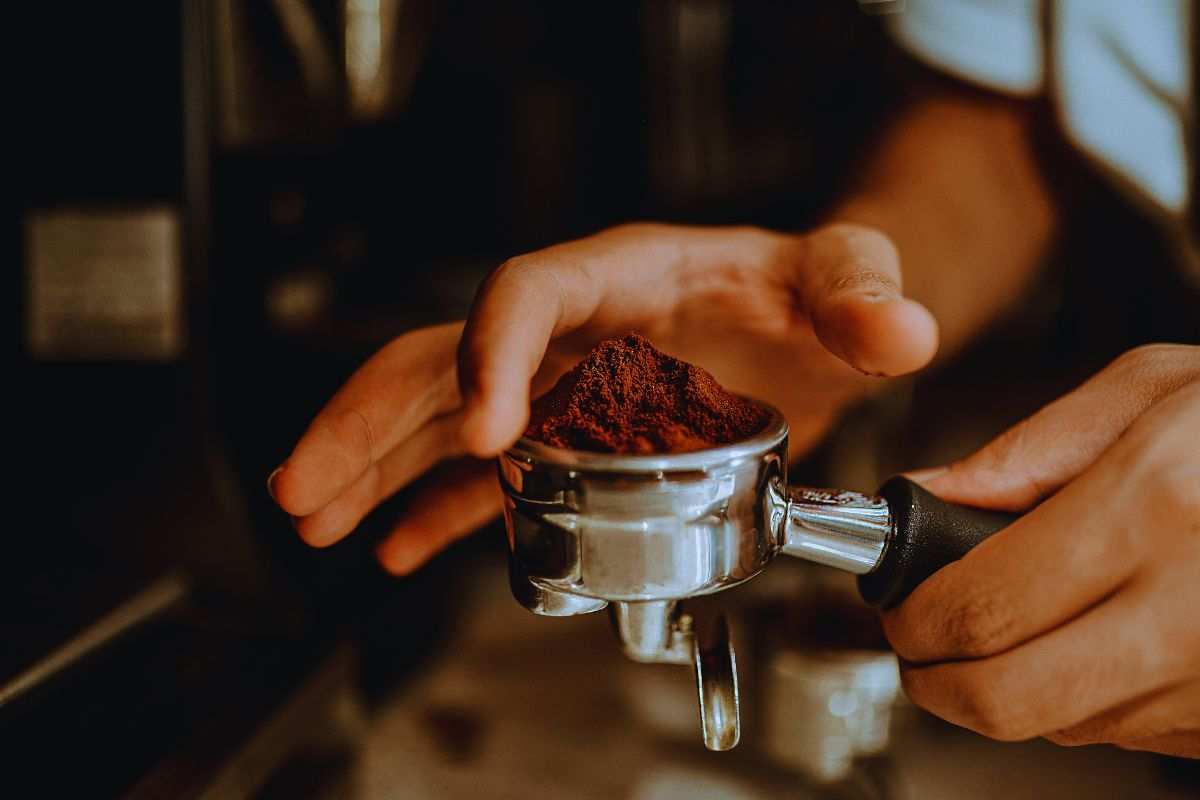 fondi di caffè: come utilizzarli